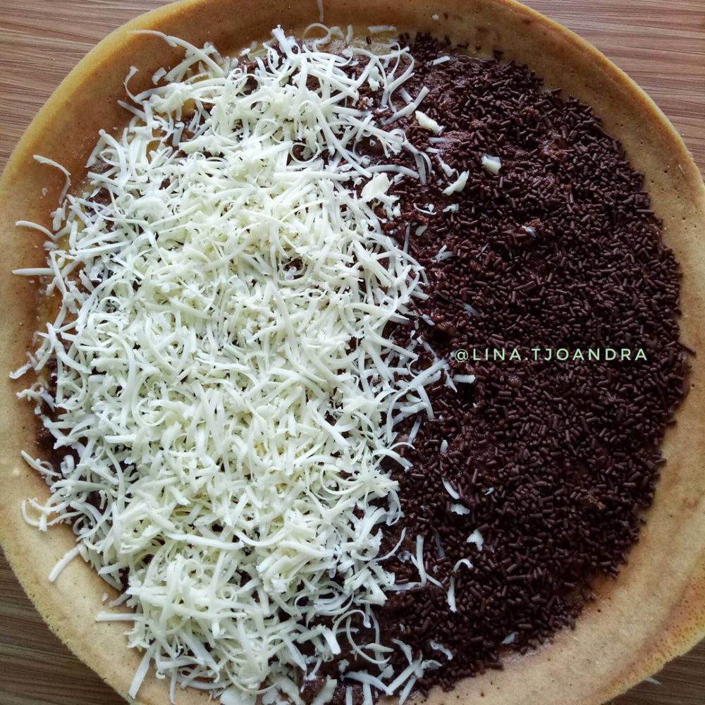 35 Resep martabak manis, enak, lembut, dan praktis