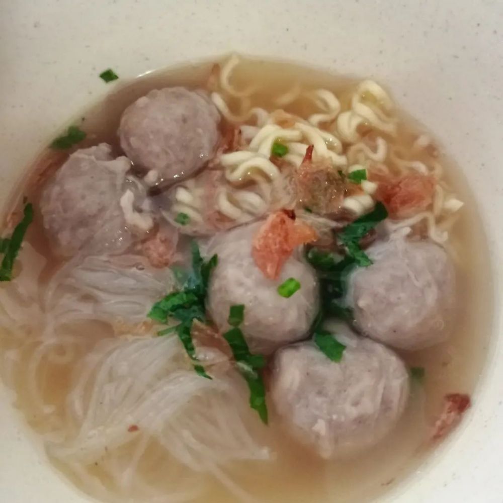 17 Resep kuah bakso rumahan, enak, sederhana, dan kaldunya berasa