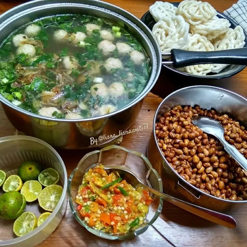 17 Resep kuah bakso rumahan, enak, sederhana, dan kaldunya berasa