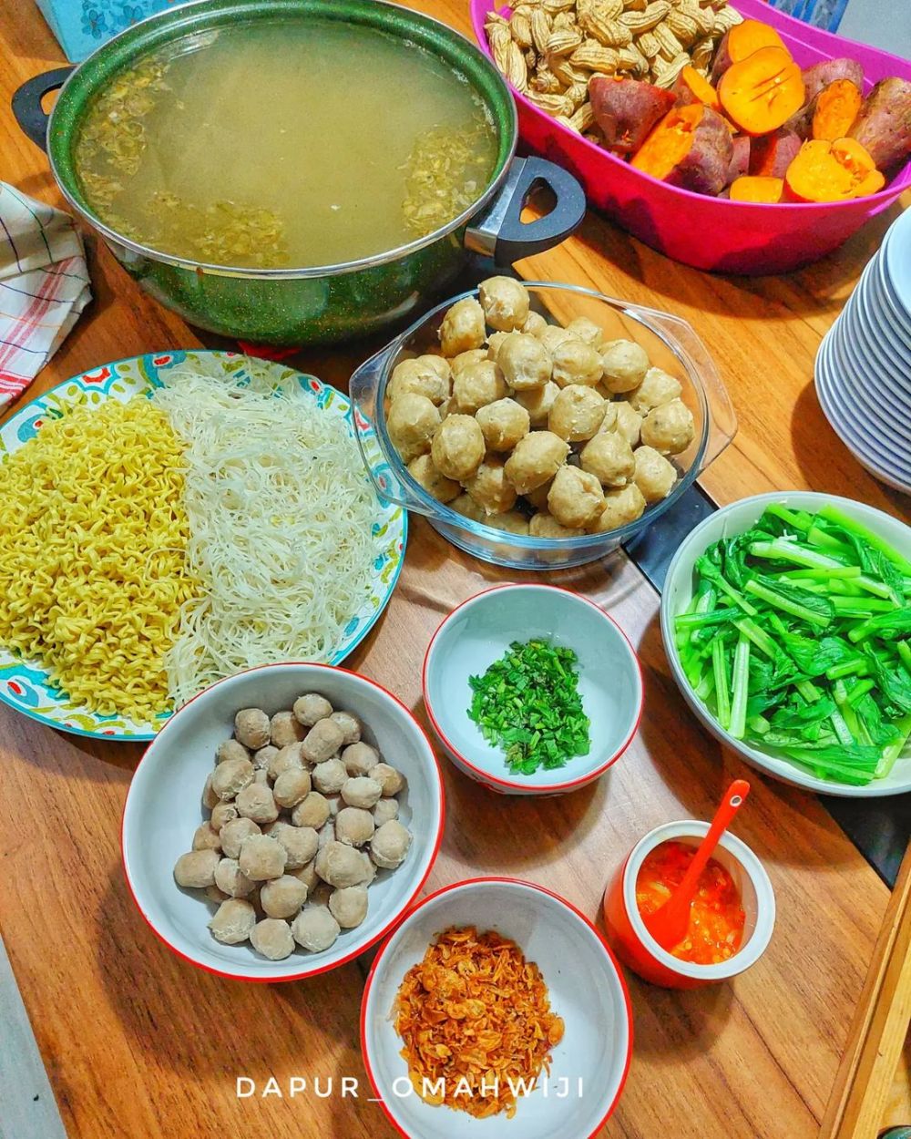 17 Resep kuah bakso rumahan, enak, sederhana, dan kaldunya berasa