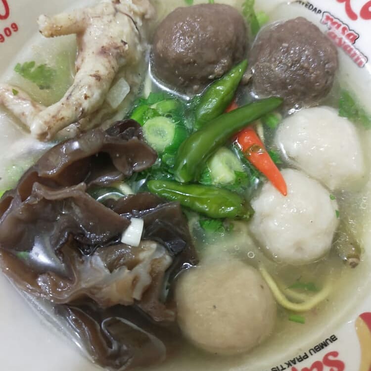 17 Resep kuah bakso rumahan, enak, sederhana, dan kaldunya berasa