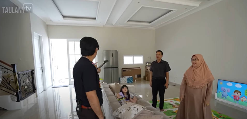 Potret rumah Aldi Taher bergaya American Style hasil endorse © 2024 brilio.net