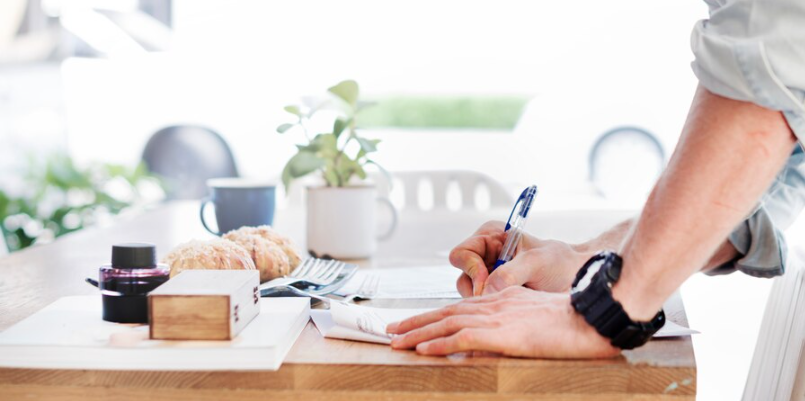 Cara menabung uang jajan 5000 dengan mudah © Freepik Cara menabung uang jajan 5000 dengan mudah © Freepik