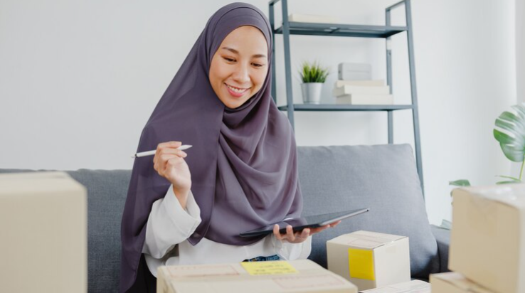 Cara mendapatkan uang dari Shopee © Freepik