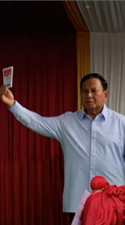 gaya prabowo nyoblos dari masa ke masa © berbagai sumber