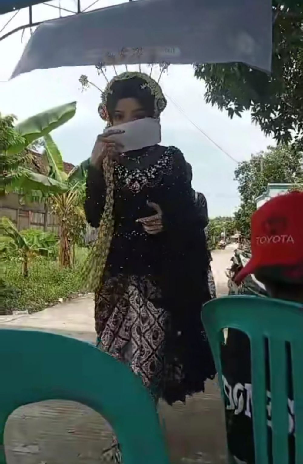 pengantin nyoblos di tps © TikTok