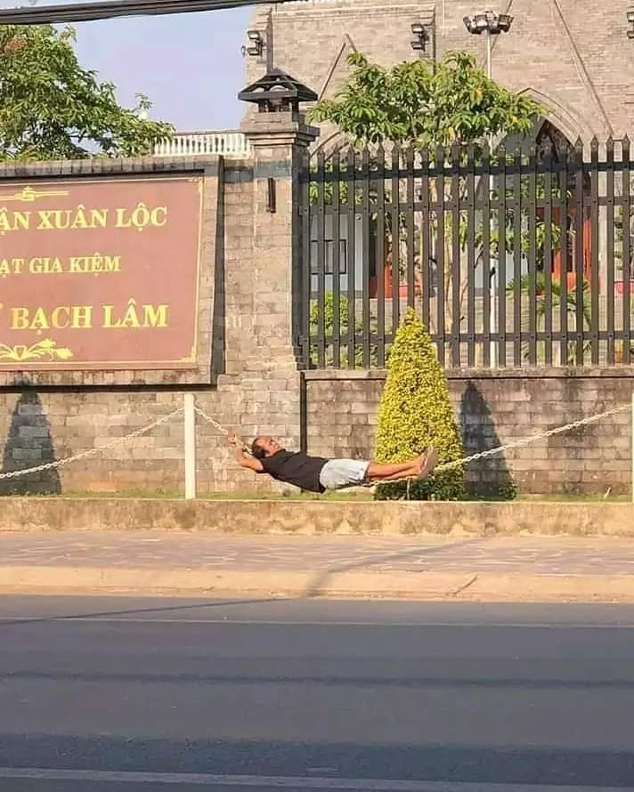 bapak gabut nyelenehnya berbagai sumber