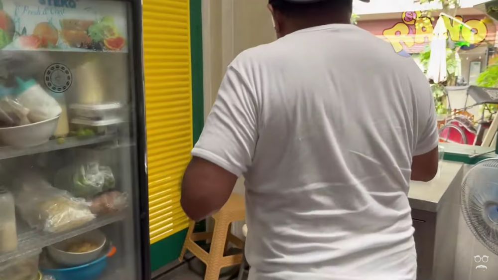 dapur kotor rumah Rano Karno © 2024 brilio.net dapur kotor rumah Rano Karno © 2024 brilio.net