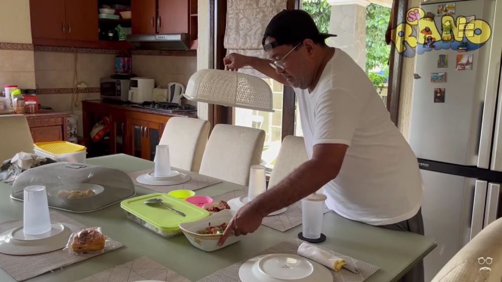 dapur kotor rumah Rano Karno © 2024 brilio.net dapur kotor rumah Rano Karno © 2024 brilio.net