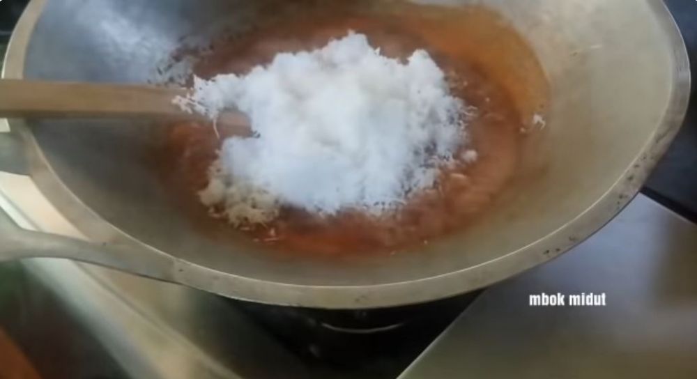 Tak basi hingga seharian, ini trik bikin sayur urap yang gurih dan matang sempurna meski tanpa dikukus