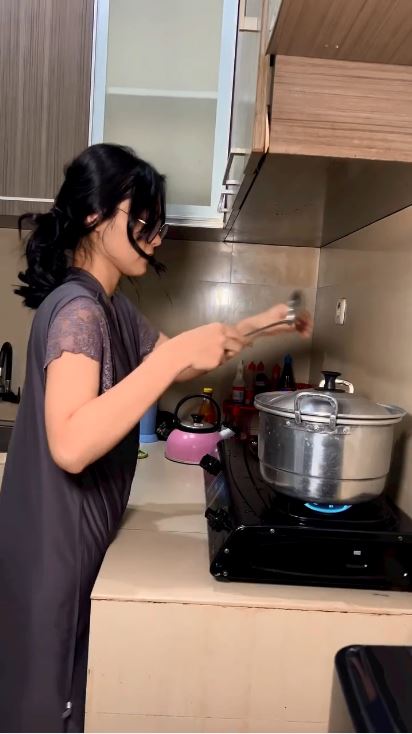 dapur rumah Marshel Widianto  © 2024 brilio.net