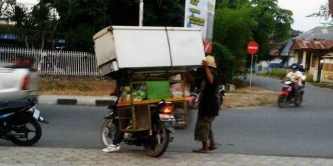 bawa barang kelewat nyeleneh berbagai sumber