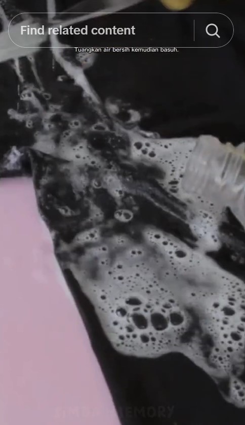 Bukan pakai sitrun, ini trik bersihkan noda deodoran mengerak di ketiak baju cuma dengan 2 bahan dapur