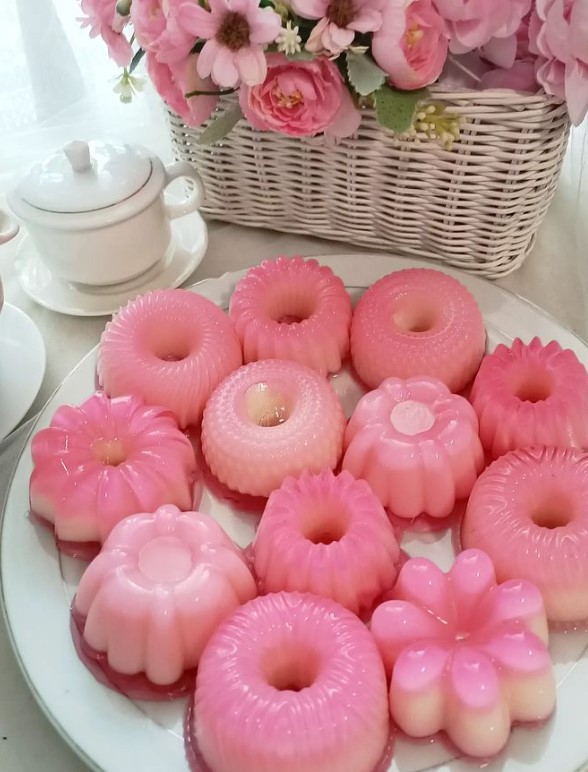17 Resep puding susu untuk takjil buka puasa, enak, lembut, praktis, dan mudah dibuat