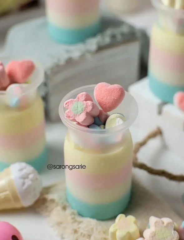 17 Resep puding susu untuk takjil buka puasa, enak, lembut, praktis, dan mudah dibuat