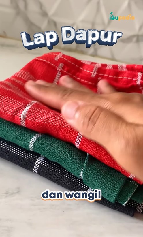 Bukan pakai sabun cuci piring, ini trik cuci lap dapur dekil dan bau agar bersih kesat dalam 10 menit