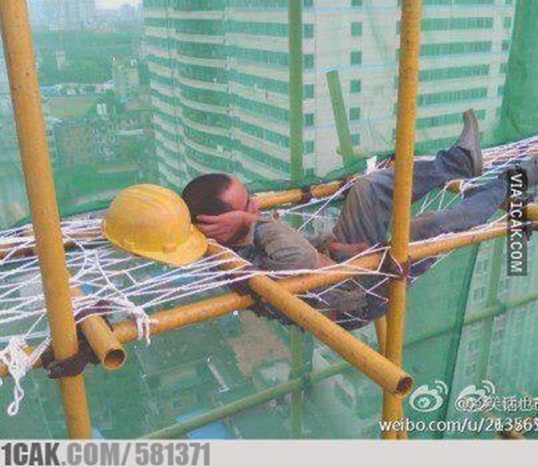 kuli nyeleneh abis berbagai sumber kuli nyeleneh abis berbagai sumber