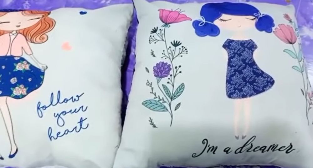 Tak perlu disikat, ini cara mencuci bantal sofa apek jadi bersih dan wangi cuma tambah 2 bahan dapur