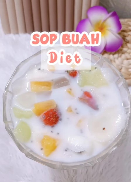 25 Resep sop buah segar dan praktis, cocok buat buka puasa