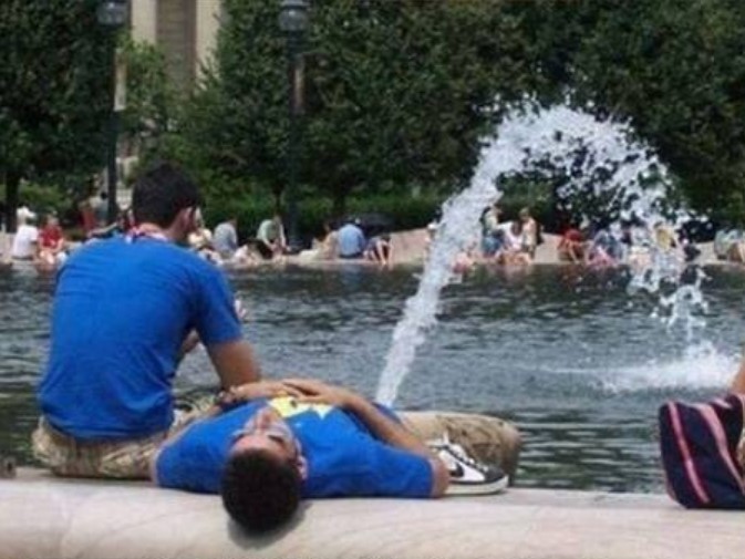 foto dari belakang bikin geregetan berbagai sumber