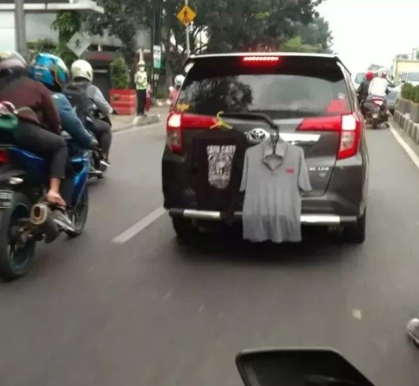 foto dari belakang bikin geregetan berbagai sumber