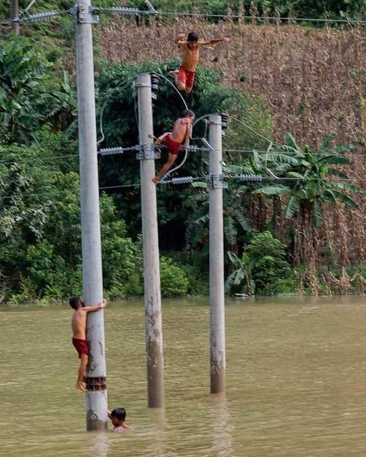 kelakuan banjir nyeleneh berbagai sumber