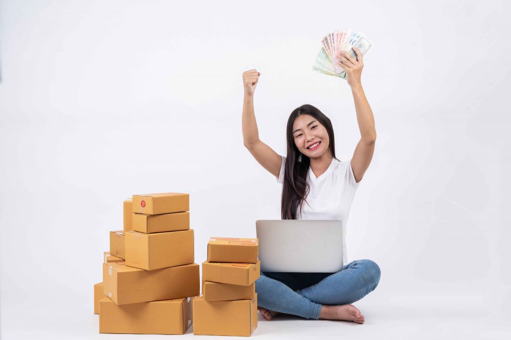 Cara mendapatkan uang tambahan bagi ibu rumah tangga © berbagai sumber Cara mendapatkan uang tambahan bagi ibu rumah tangga © berbagai sumber