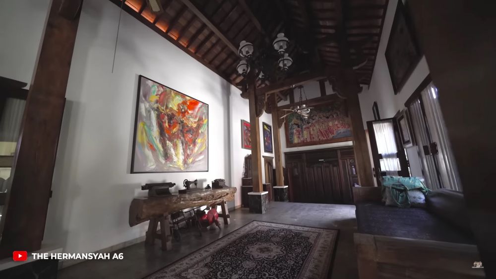 rumah Rieke Diah Pitaloka © 2024 brilio.net