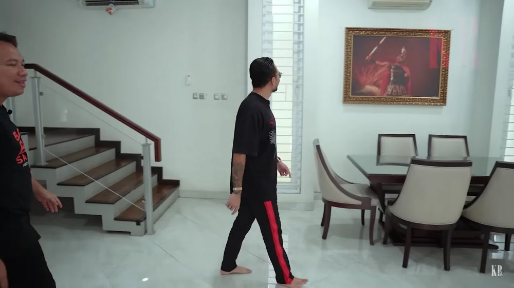 dapur rumah Vicky Prasetyo © 2024 brilio.net