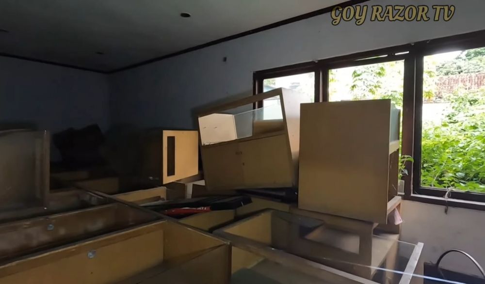 rumah tetty kadi terbengkalai © YouTube