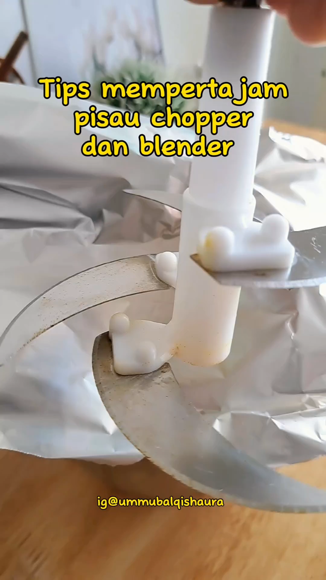 Bukan cangkang telur, ini cara mudah menajamkan pisau chopper yang tumpul pakai 1 alat sederhana