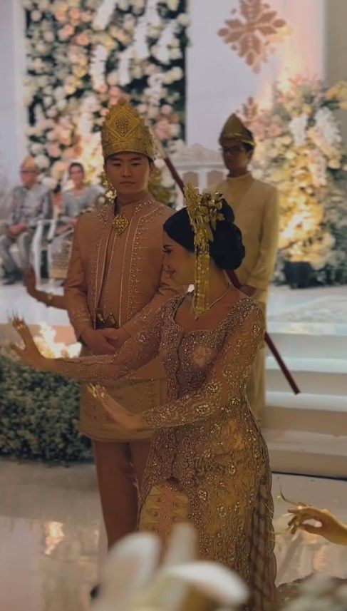 pernikahan putri Helmy Yahya © Instagram