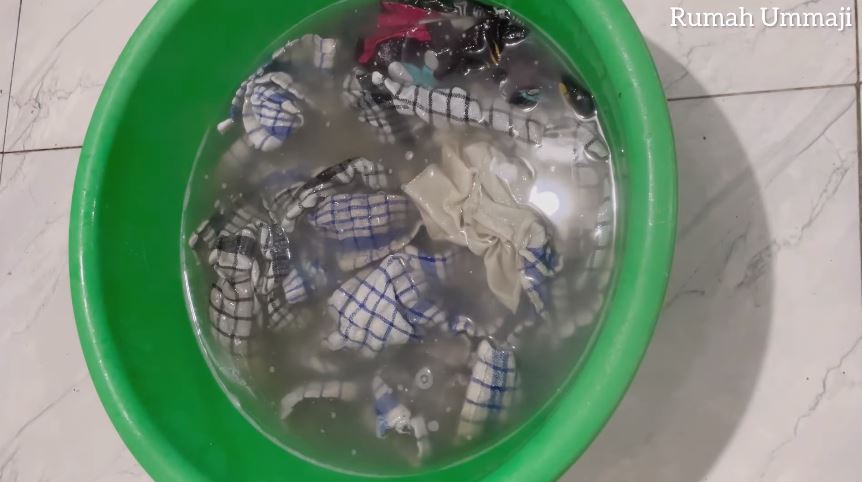 Tanpa direndam sitrun, ini cara cuci lap dapur dekil agar bersih maksimal cuma tambah 1 bahan dapur