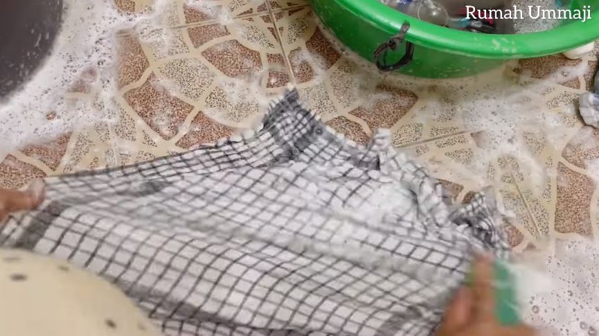 Tanpa direndam sitrun, ini cara cuci lap dapur dekil agar bersih maksimal cuma tambah 1 bahan dapur