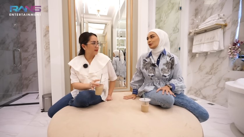 potret kamar Putri Zulkifli Hasan © YouTube