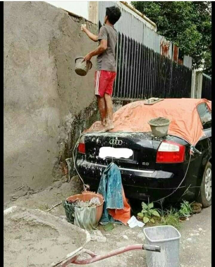 nyusahin diri nyeleneh pol berbagai sumber