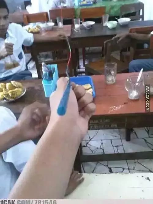 minum nyeleneh tak tertolong berbagai sumber