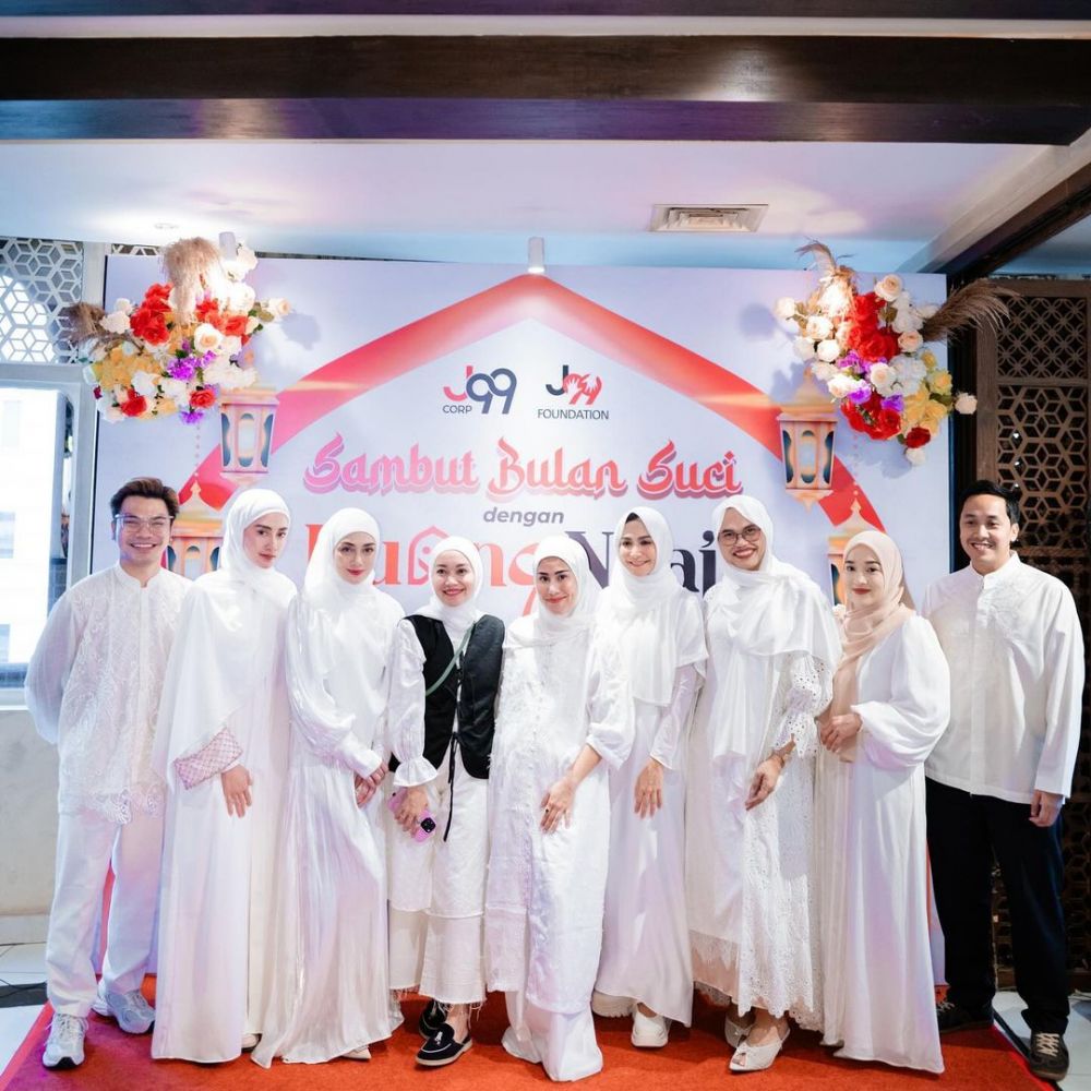 Momen Celine Evangelista ikut pengajian jelang Ramadan © 2024 brilio.net