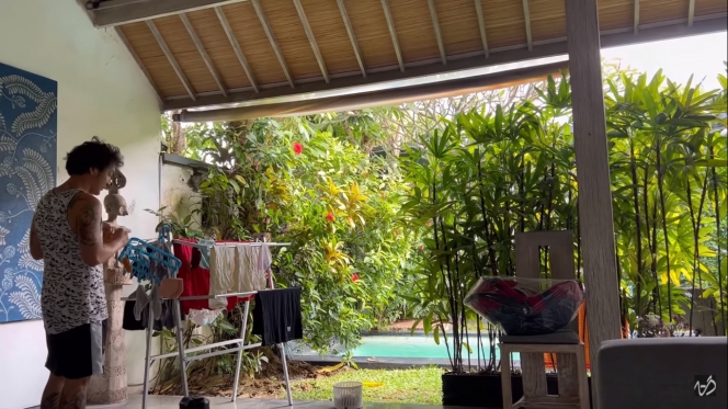 kolam renang vila artis © berbagai sumber kolam renang vila artis © berbagai sumber