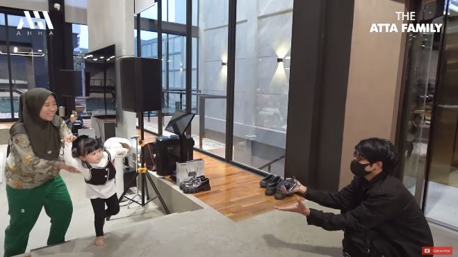 Ameena ketemu AT KW © YouTube