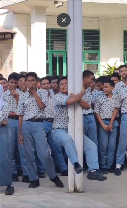 Cinta memang tak selamanya indah © X Cinta memang tak selamanya indah © X