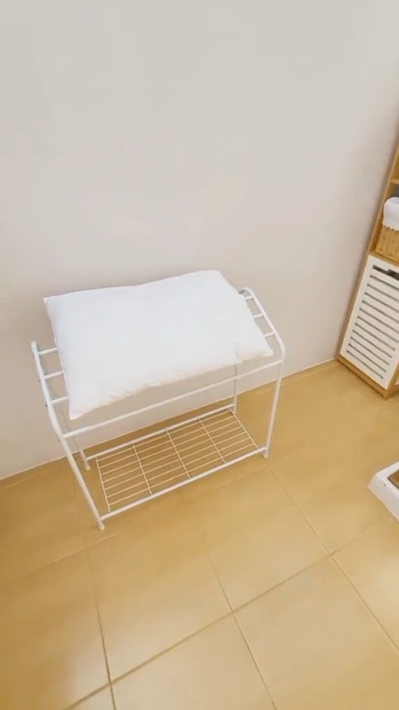 Tanpa direndam pemutih, ini trik hilangkan noda kuning di bantal agar kinclong pakai 2 bahan dapur