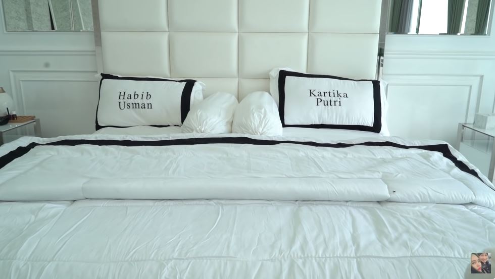 potret kamar kartika putri © YouTube