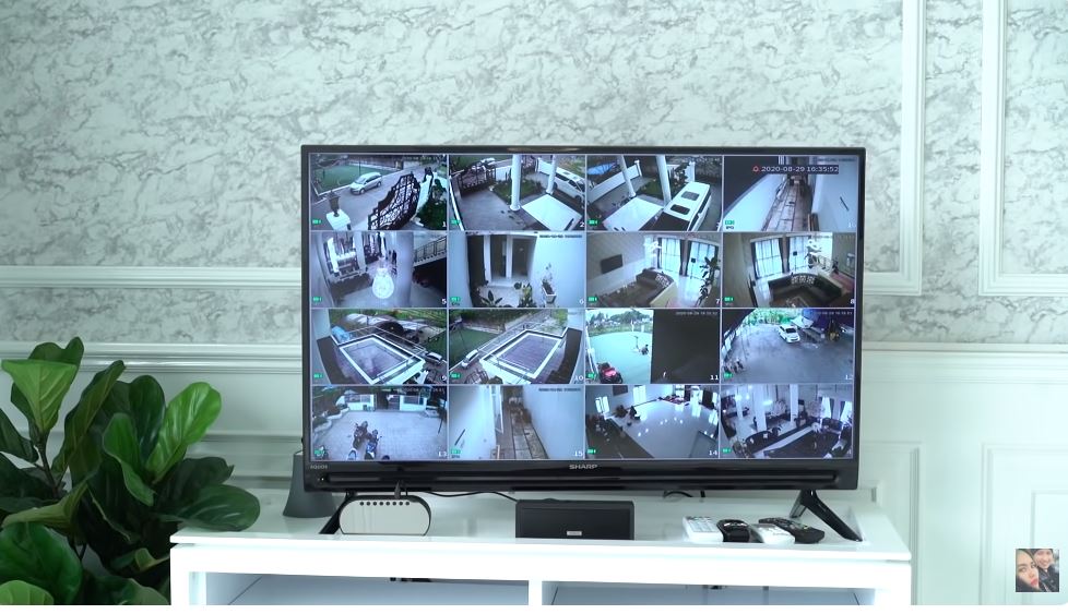 potret kamar kartika putri © YouTube