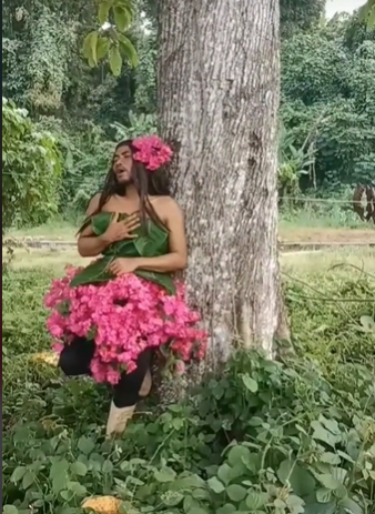 Potret design gaun unik bikinan pria ini kreatif abis © TikTok