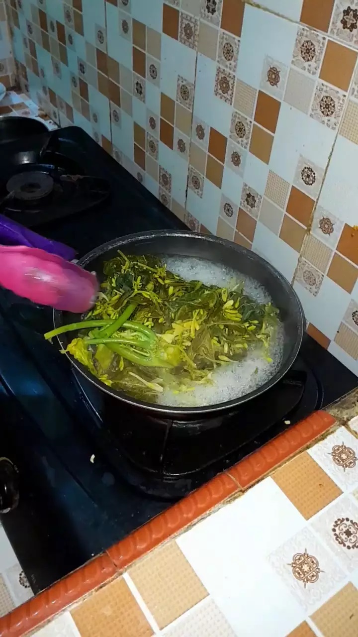 15 Cara mengurangi rasa pahit bunga pepaya, simpel pakai bahan sederhana