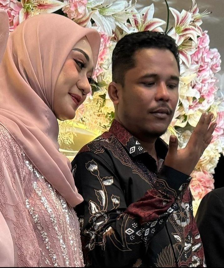 potret cantik Nafha Firah tunangan Mamat Alkatiri © Instagram