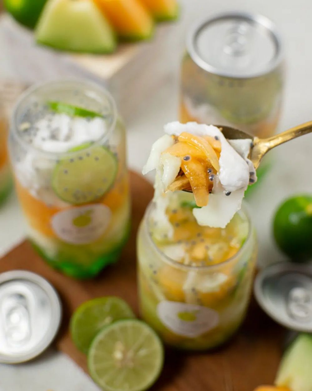 17 Resep es kuwut paling segar untuk buka puasa Ramadhan, nikmat dan praktis