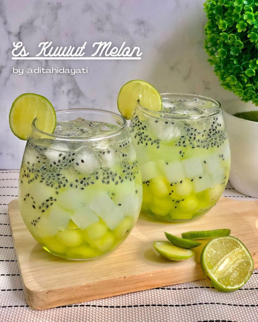 17 Resep es kuwut paling segar untuk buka puasa Ramadhan, nikmat dan praktis