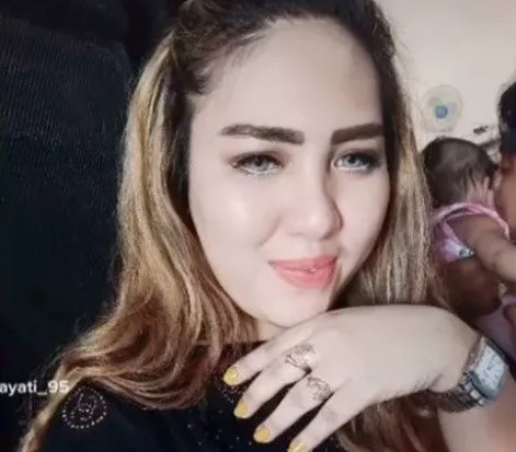 potret lawas Mira Hayati © TikTok
